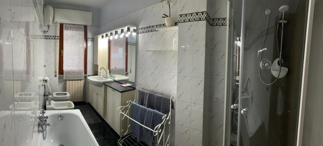 Home53 Arezzo Bagian luar foto
