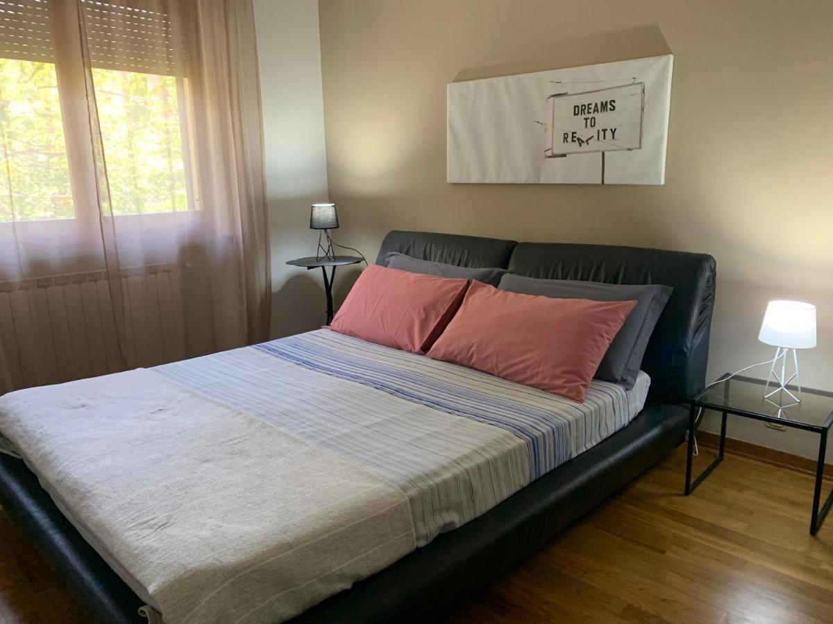 Home53 Arezzo Bagian luar foto